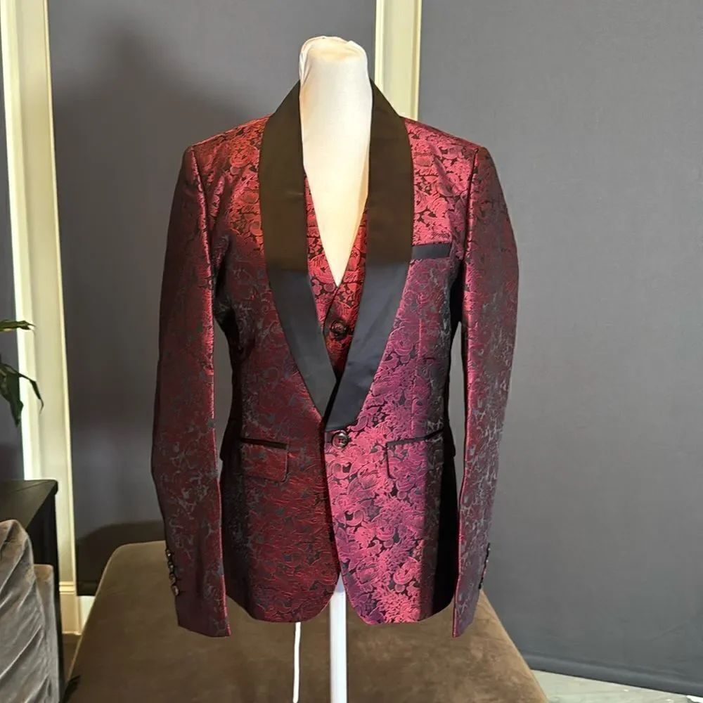 Men’s Boys Burgundy Paisley Slim Fit 3 Piece Tuxedo Size 30 Jacket 29 Pants NWT